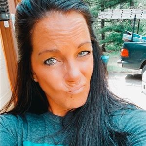 Meet your Posher, Pamela